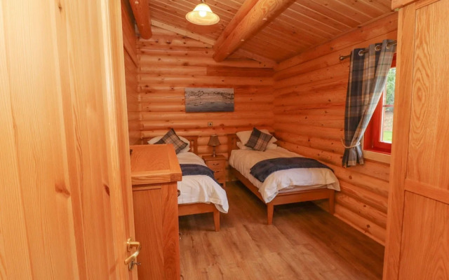 Maple Lodge
