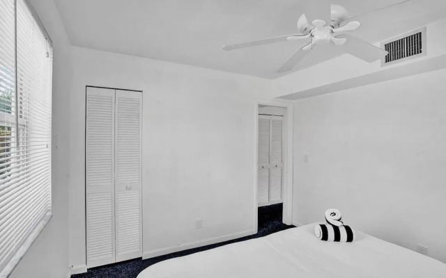 Marine Villas 5 in Hollywood