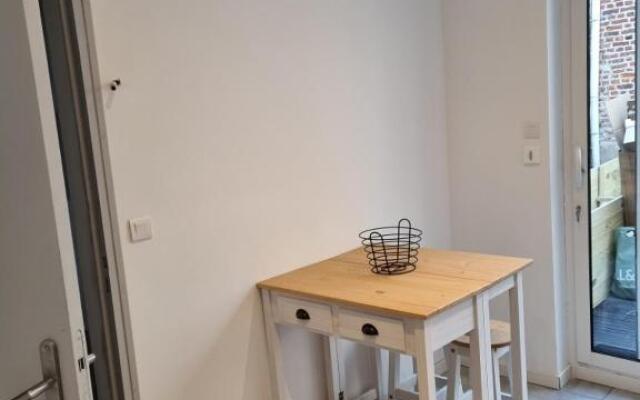 VALSCOSY parking - Activités illégales interdite