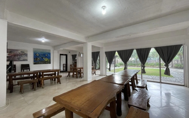 Akkaw Baler Hometel