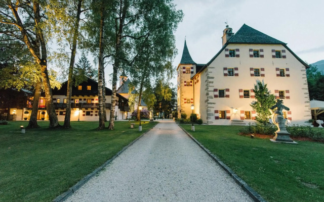 Schloss Prielau Hotel & Restaurants