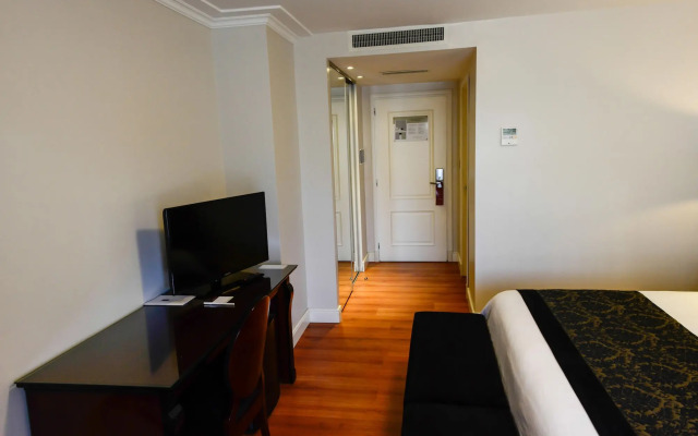 Amerian Executive Cordoba Hotel