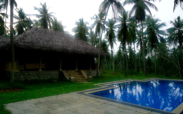 Tropical Estate Bungalow