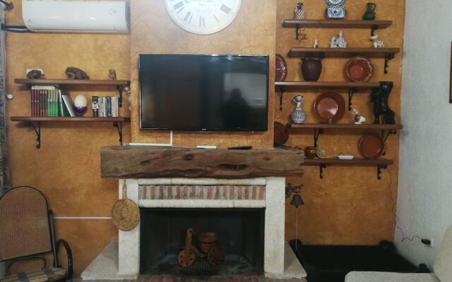 Velez Nazari La Choza