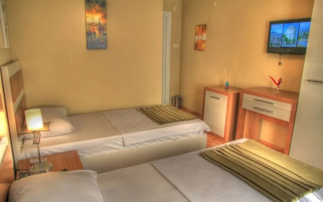 Tamara Suite Hotel