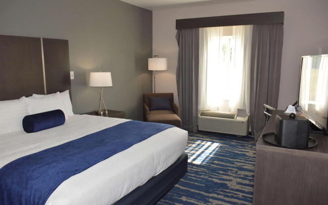 Best Western Plus Rama Inn & Suites