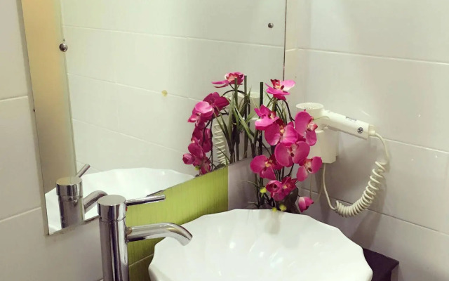 Apple 1 Hotel Superior