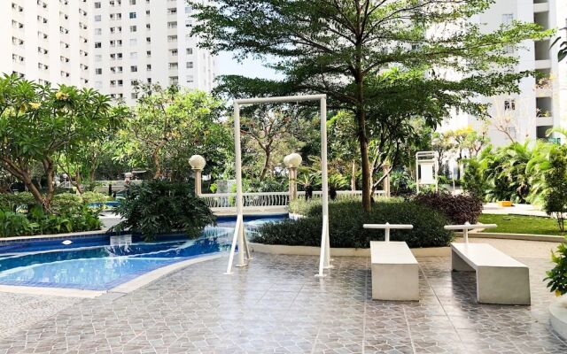 Lavish 2BR Apartment at Educity Pakuwon