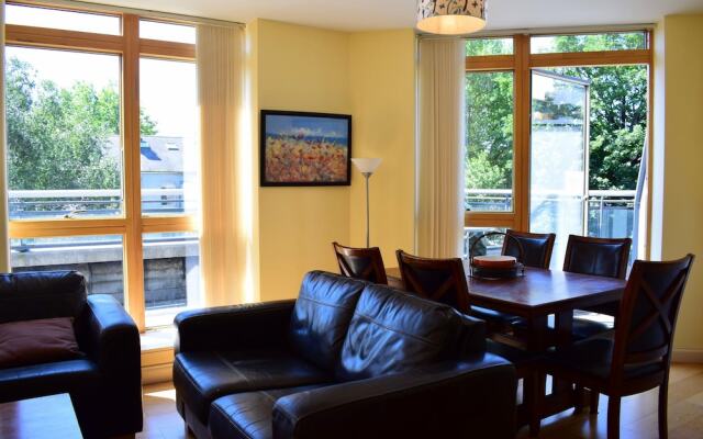 Spacious 3 Bedroom Apartment