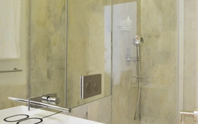 Chiado 4-Bedroom Flat