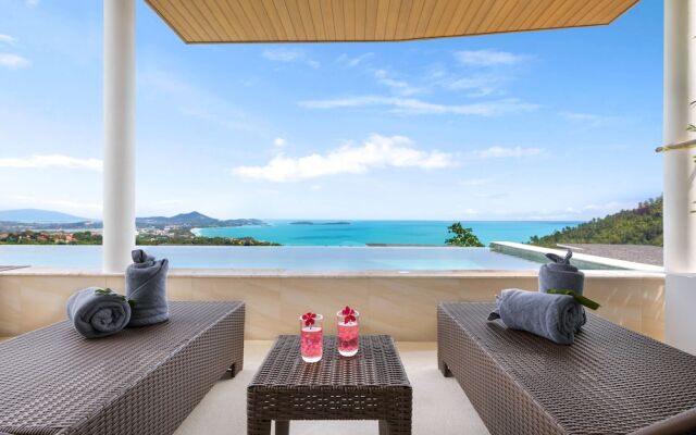 Chaweng Noi Luxury 4BR Blue Dream Villa