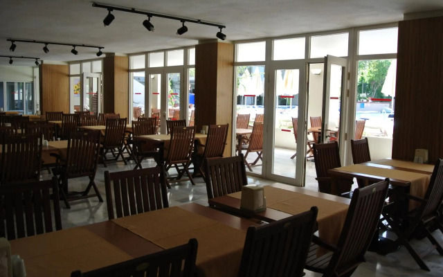 Begonville Hotel