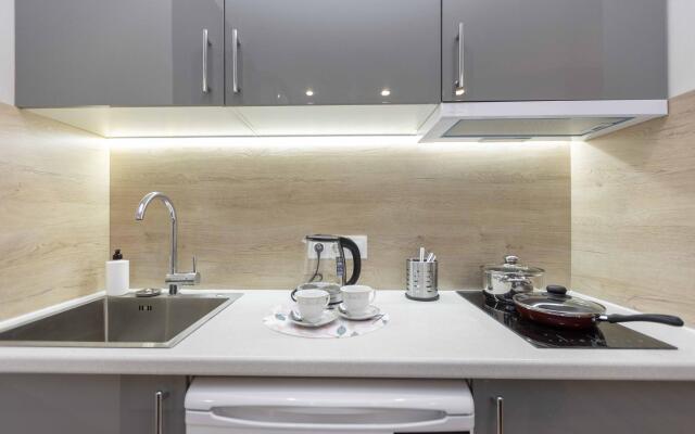 Санди на улице Лётчика Грицевца