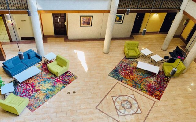 Quality Inn & Suites Downtown North