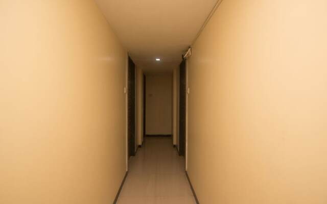 OYO 22007 Hotel Kuber Hospitality