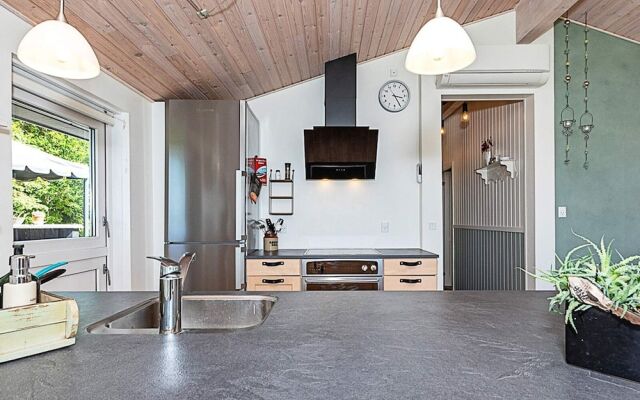 7 Person Holiday Home in Hojslev