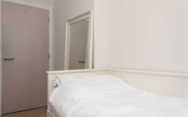 2 Bedroom East London Flat