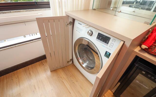 Excelente apto em condomínio frente mar - BX01I