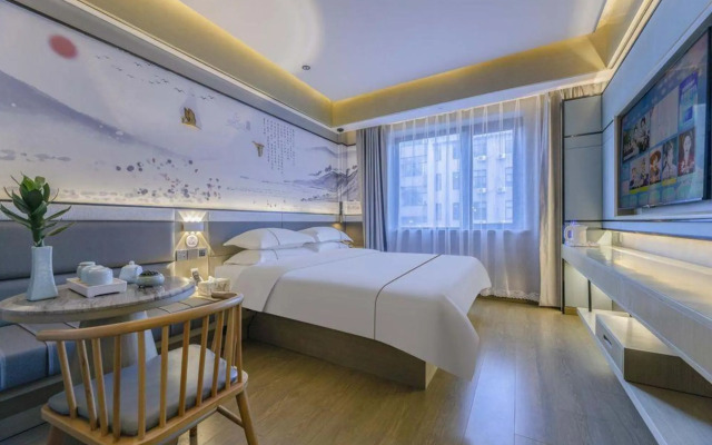 Superior Hotel (Jiaxing Yaohan Shopping Mall Area)
