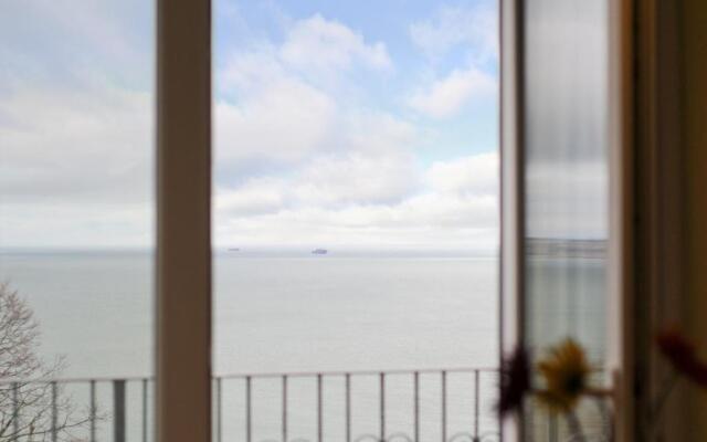 Stunning Ocean Views, The Priory