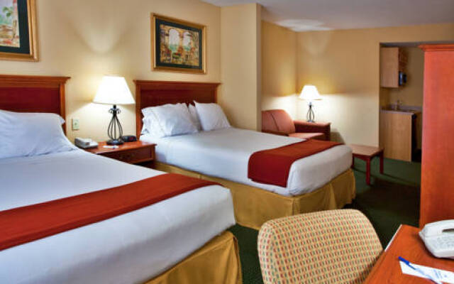 Holiday Inn Express Brooksville West