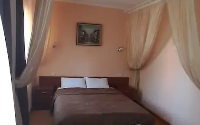 Stara Vezha Hotel