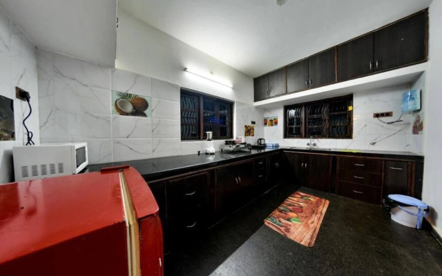 6bhk Villa With Private Pool and Fountain