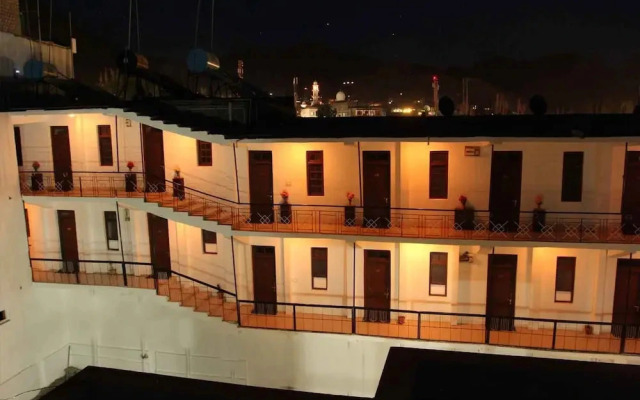 Hotel Kesaar Palace