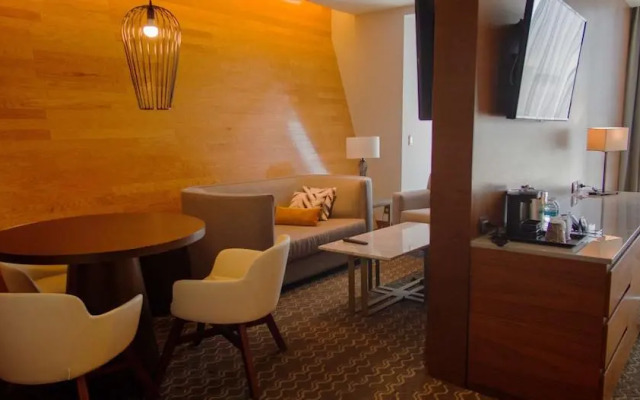 Doubletree By Hilton Santa Fe