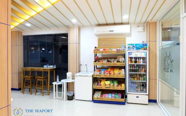 THE SEAPORT Hotel โรงแรมเดอะซีพอร์ต