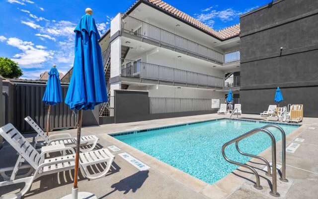Motel 6 Escondido, CA