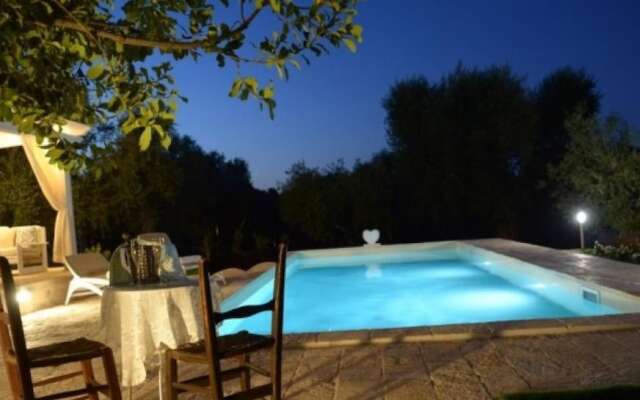Trullo Mil With Private Pool by Apuliarentals