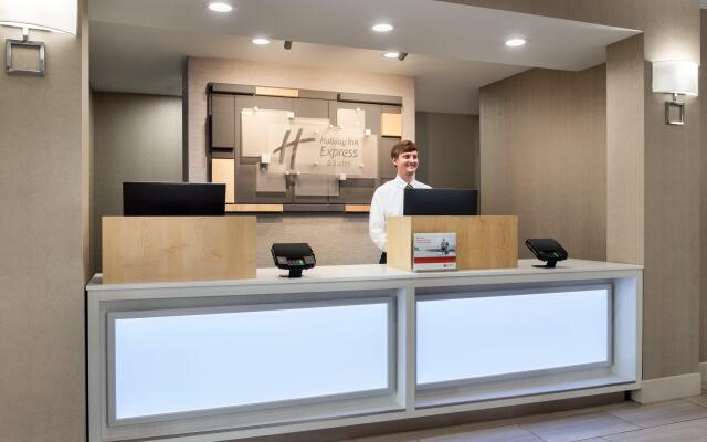 Holiday Inn Express Hotel & Suites Auburn - University Area by IHG