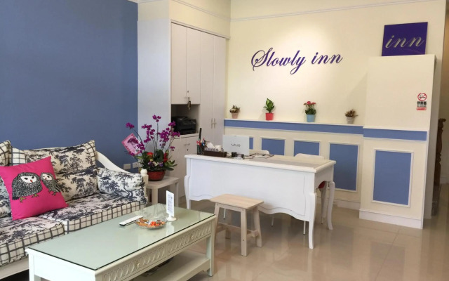 Slowly Inn