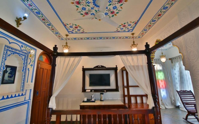 Fabhotel Shree Villas