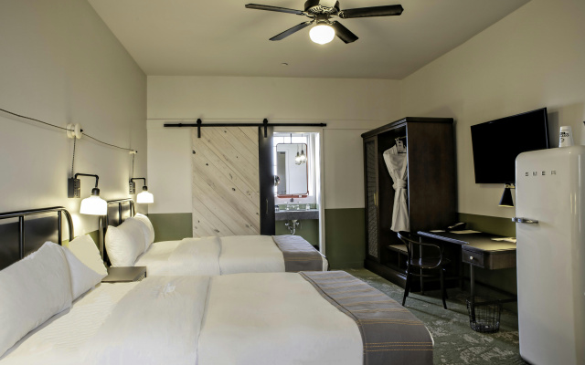 Cotton Court, by Valencia Hotel Collection