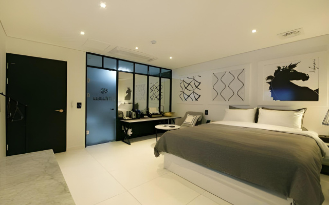 Hotel NOL