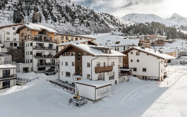 Chalet Cecilia by MYALPS