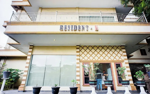 Super OYO Resident- K Syariah