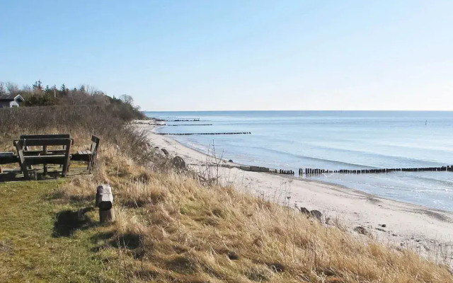 Ideal Holiday Home in Stege near Sea