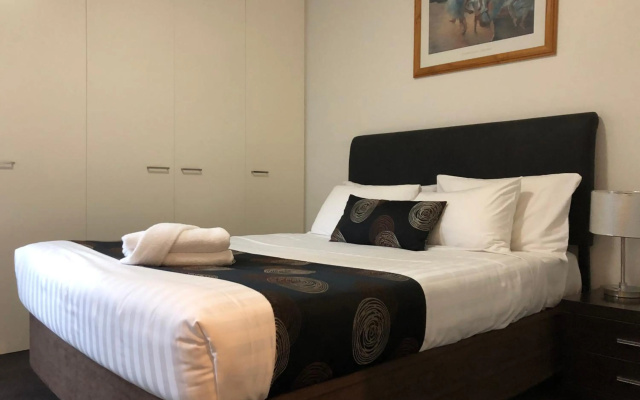 Accent Accommodation at Docklands Melbourne – Guest Rooms – Melbourne