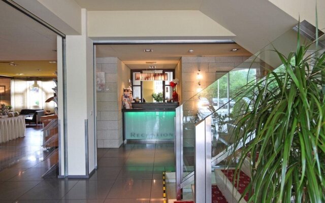 Hotel Conti Dietikon