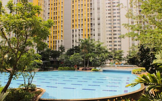 Warm And Homey 2Br At Springlake Summarecon Bekasi Apartment