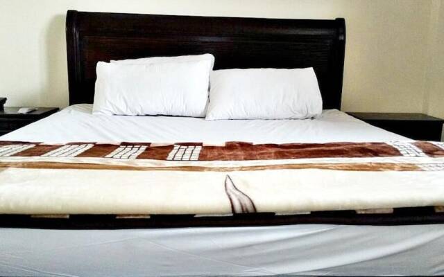 Fortville Hotel - Lahore