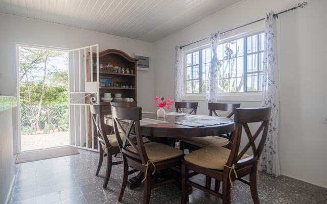 Aruban Home Close to Beach