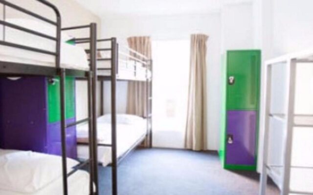 Big Backpackers Hostel