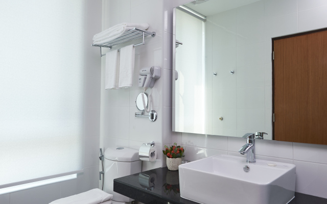 One Pacific Hotel & Serviced Apartments