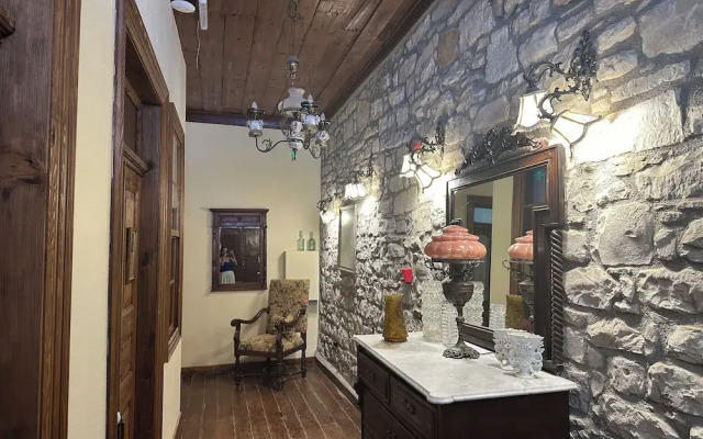 Urla Taş Konak Otel
