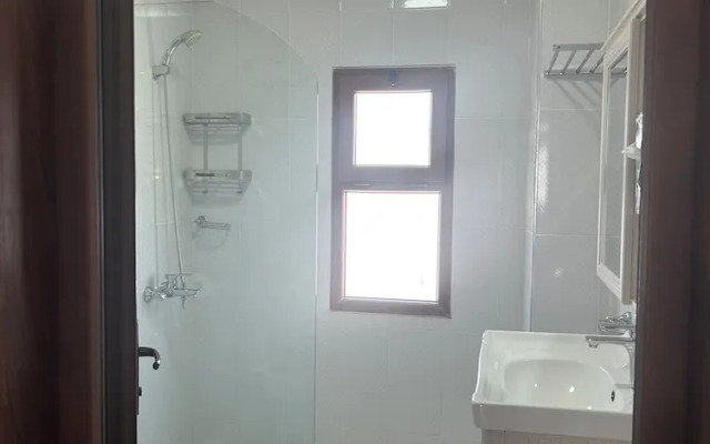 Mango restaurant and apartment hotel