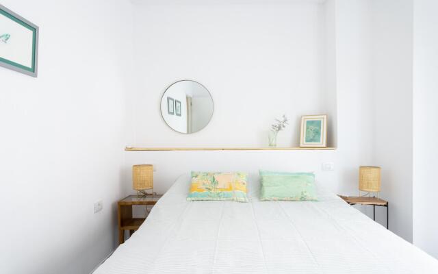 Home2Book Charming Center Apartment Santa Cruz